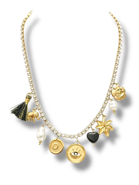 Collier Amulettes Élégantes