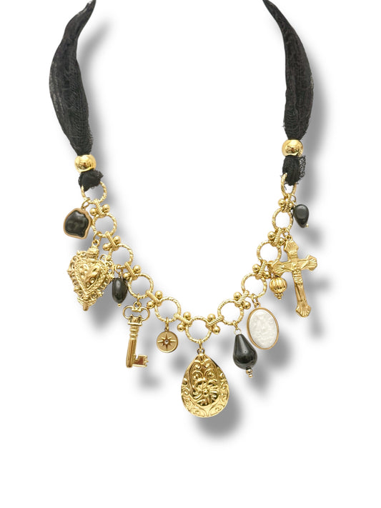 Collier Divina – Charms spirituels